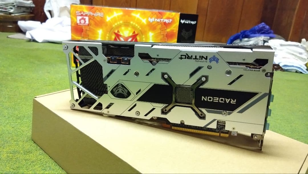 グラフィックボード・グラボ・ビデオカード Sapphire Nitro+ AMD Radeon RX 6700 XT