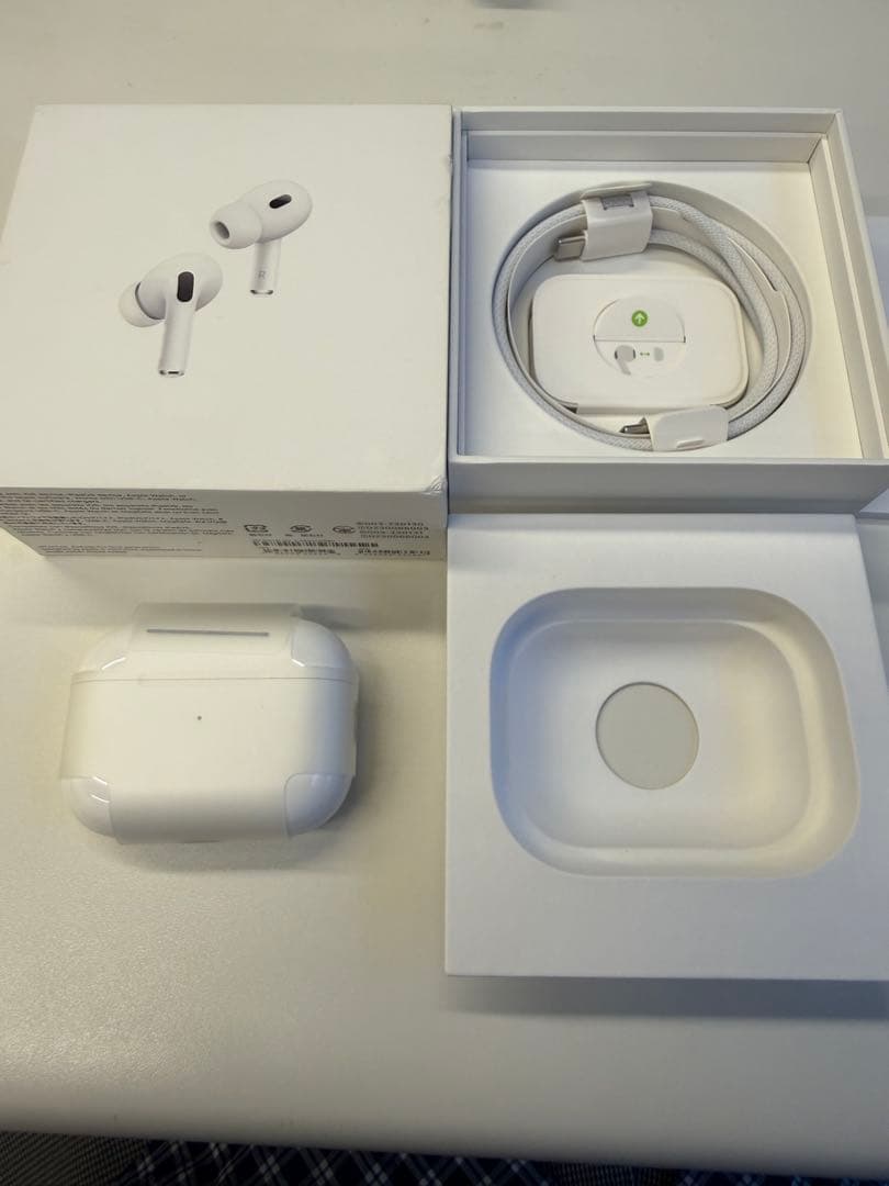 値下げ　AirPods Pro2 純正品 ワイヤレスイヤホン本体
