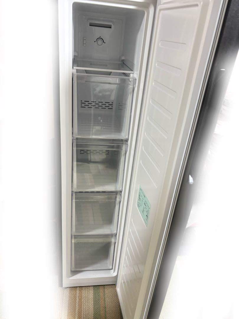 AQUA ノンフロン冷凍庫　スリム