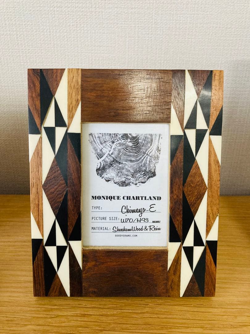 MONIQUE CHARTLAND フォトフレーム　貯金箱　パズル