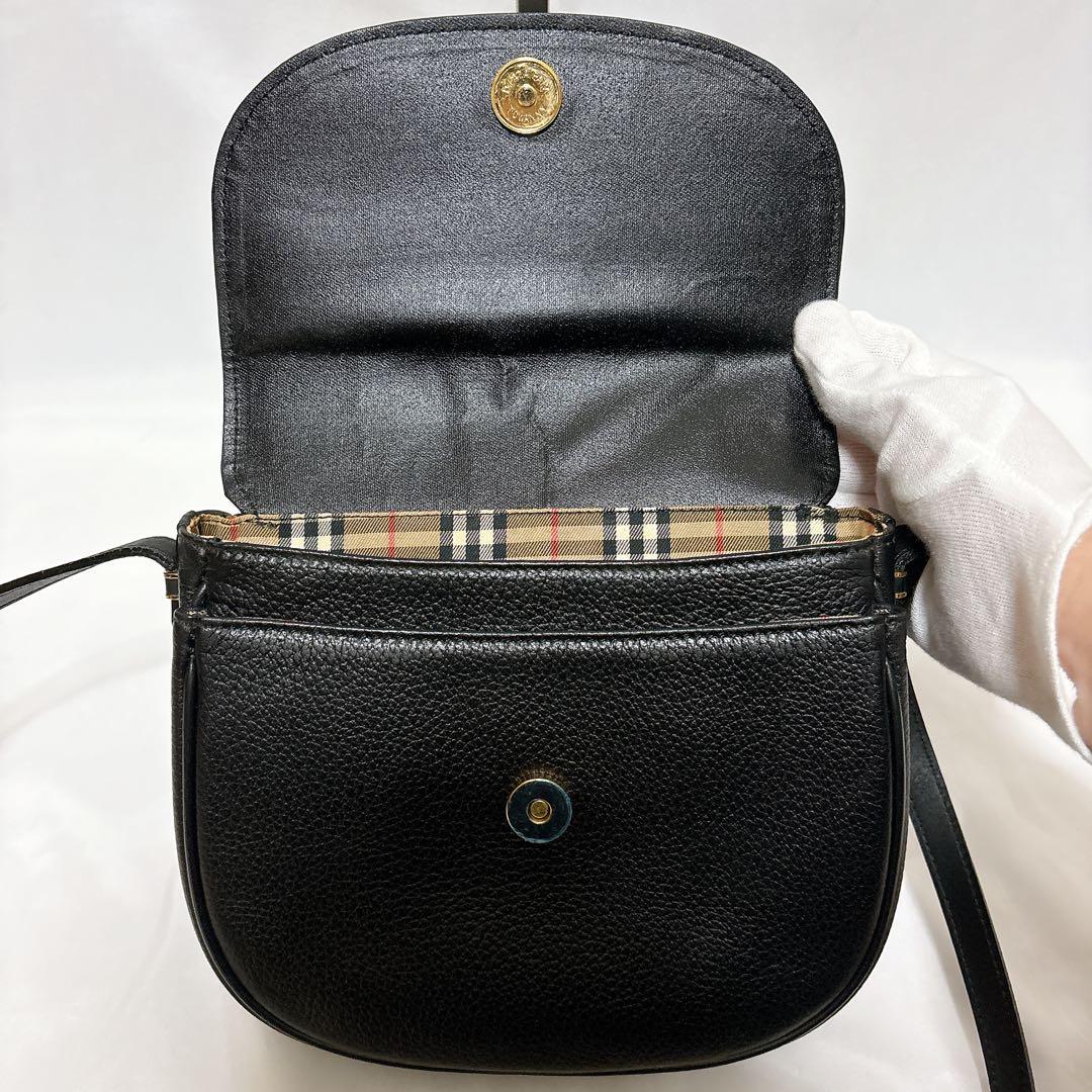 【美品】バーバリー ブラック レザー フラップ ショルダーバッグ ノバチェック