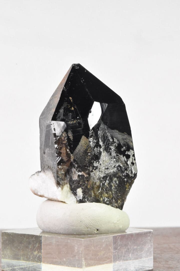 最新産出！ 岐阜県中津川市蛭川田原産 モリオンに近いスモーキークォーツ01