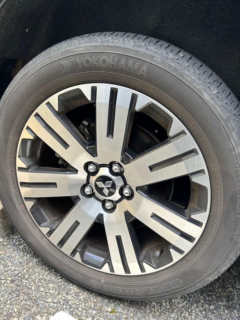 わらちゃんさん専用　　三菱デリカD5 純正アルミ 18インチ ホイールセット