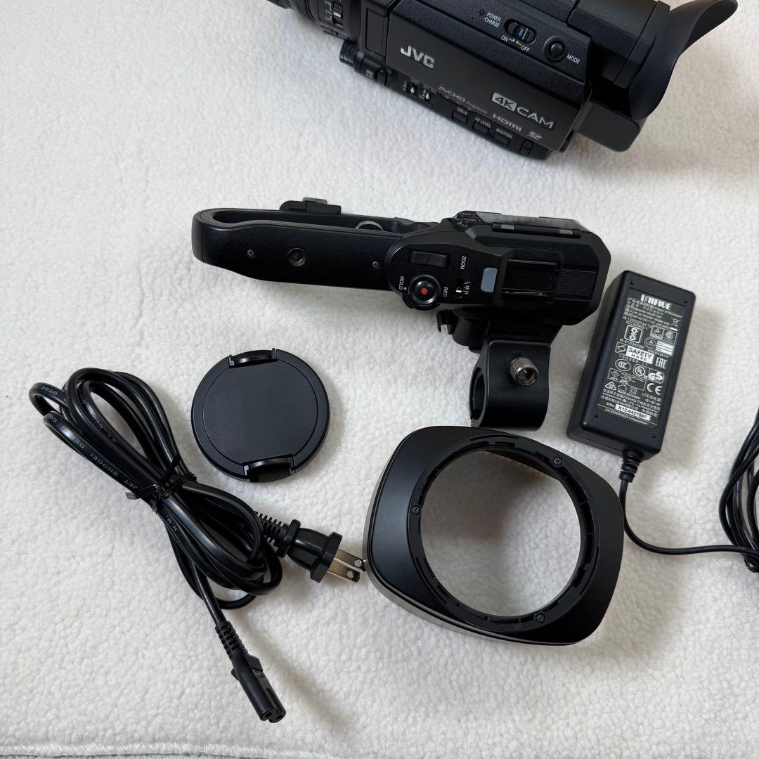ジャンク　JVC 4Kビデオカメラ GY-HM175