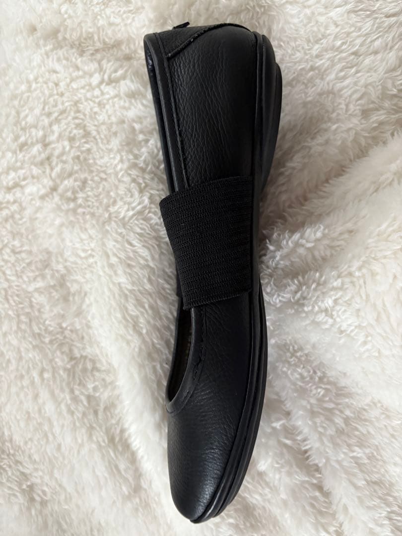 専用　カンペール ライトニナ フラットシューズ レザー ゴムストラップ 黒37