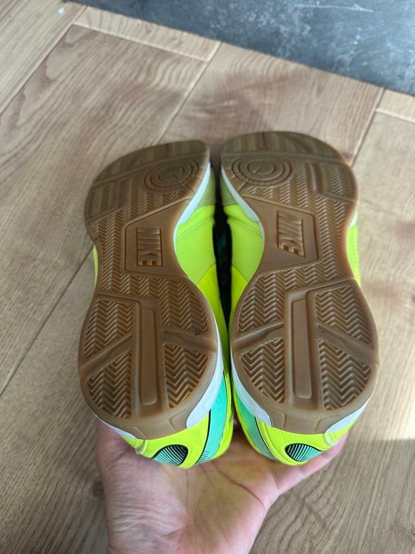 ナイキ ティエンポ ナチュラル IV レザー IC(蛍光イエロー×ブラック)