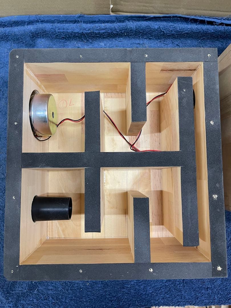 Wバスレフバックロード8cmユニット搭載 自作スピーカー