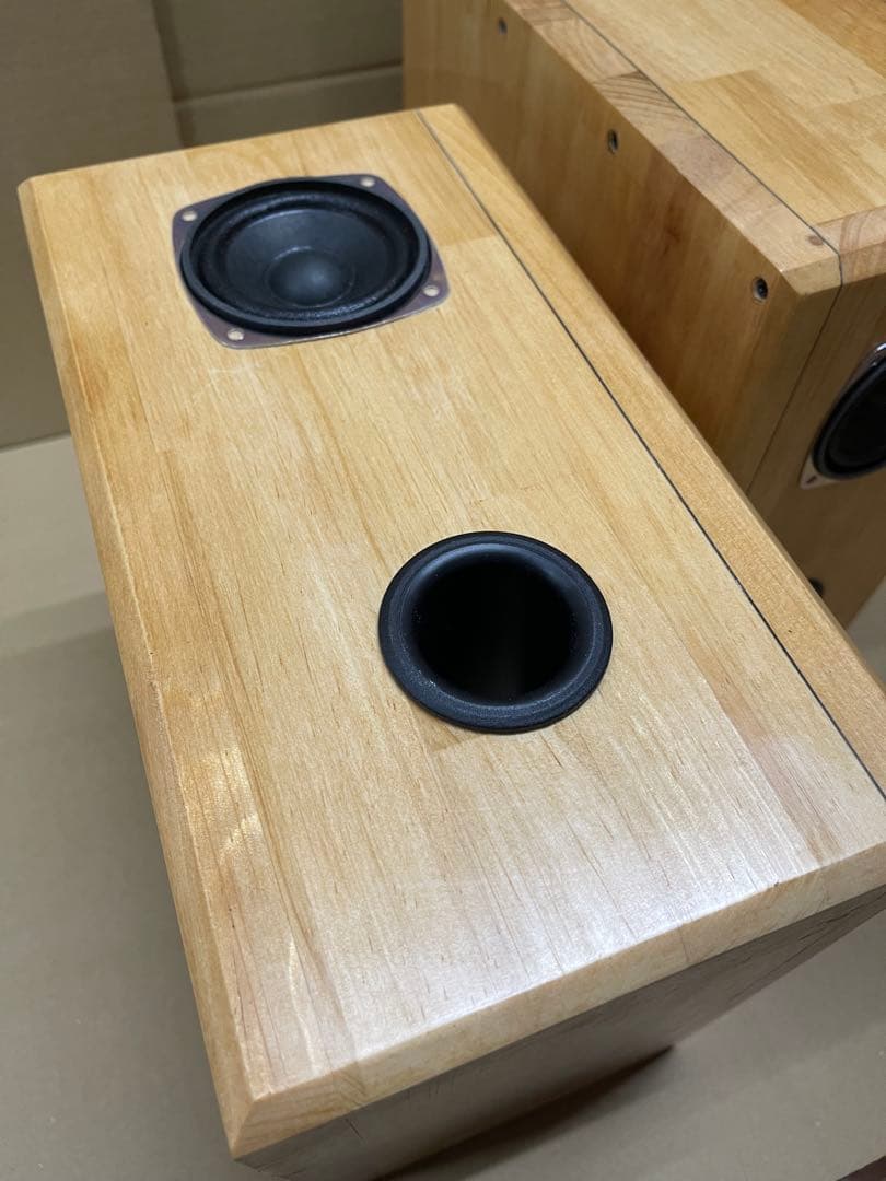 Wバスレフバックロード8cmユニット搭載 自作スピーカー