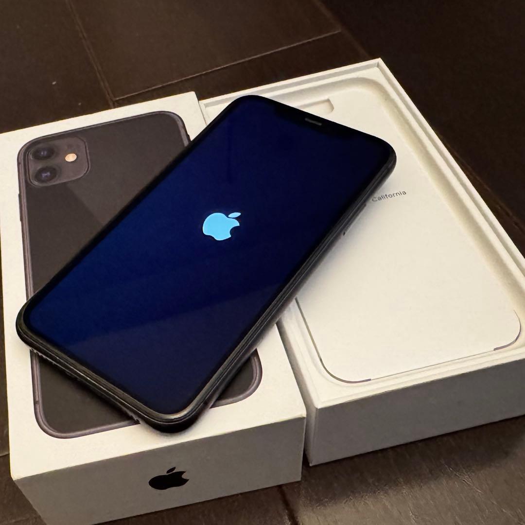 Apple iPhone 11 ブラック 本体　SIMフリー