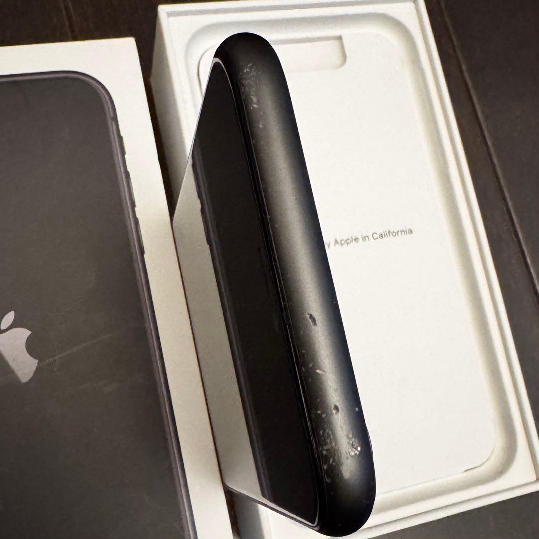 Apple iPhone 11 ブラック 本体　SIMフリー
