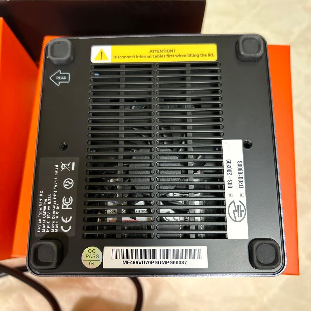 ⭐︎専用ケース付き⭐︎ MINISFORUM UM790Pro ミニpc