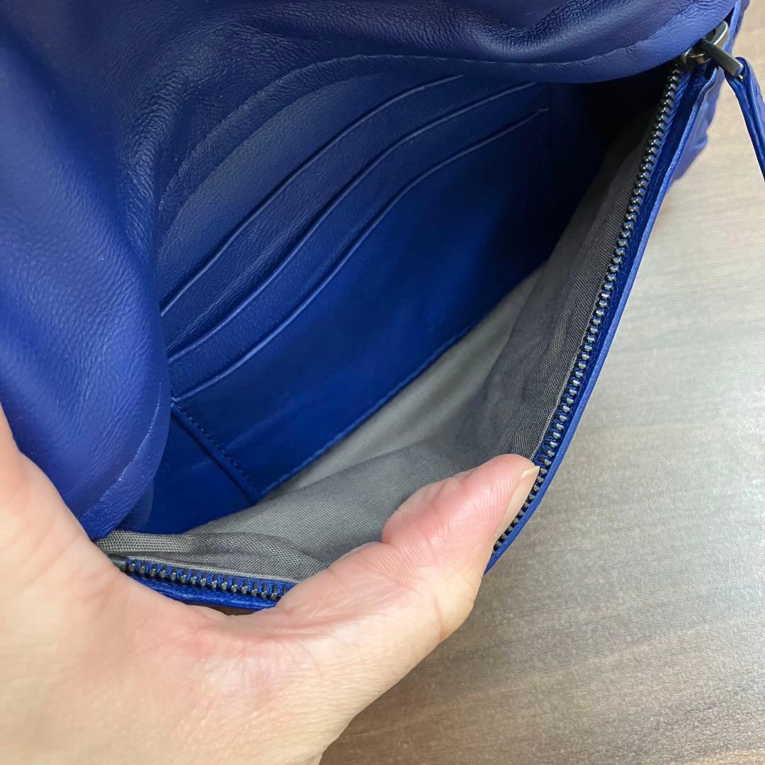 BOTTEGA ボッテガ・ヴェネタ イントレチャート チェーンショルダー