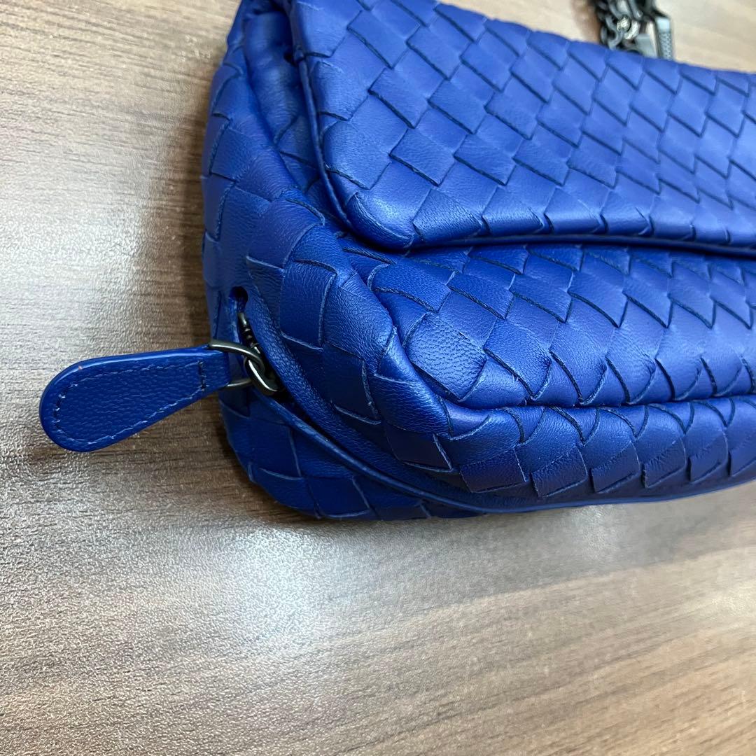 BOTTEGA ボッテガ・ヴェネタ イントレチャート チェーンショルダー