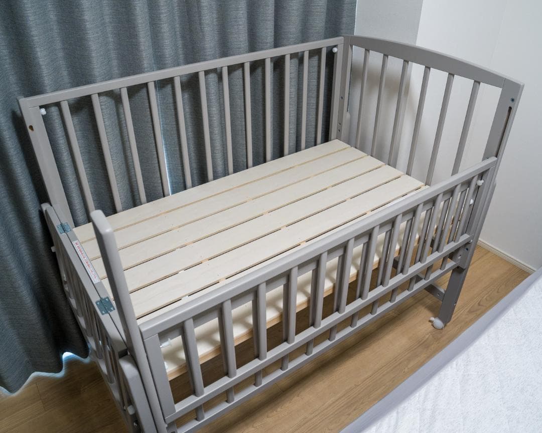 【極美品】大和屋 ノモック Wオープンハイタイプ ベビーベッド グレー