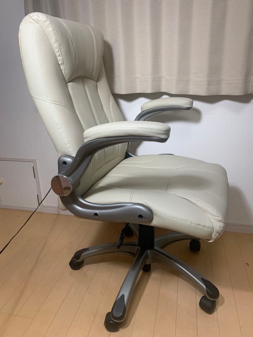 ホワイト　デスクチェア ゲーミングチェア