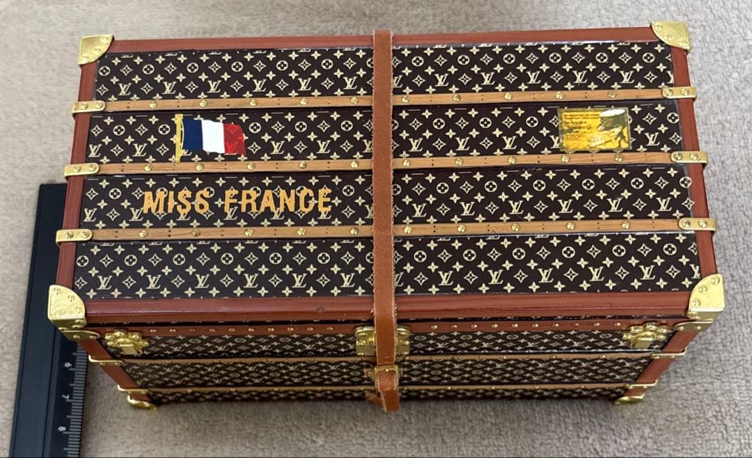 【ノベルティ】 Louis Vuitton ルイヴィトンモノグラム　オブジェ