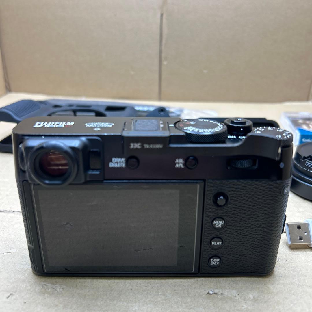 Fujifilm (富士フイルム) X100V デジタルカメラ　ブラック