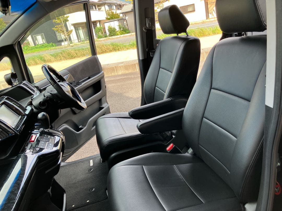 【イギー】【整備12/11】中古車 ステップワゴン SPADA現地引取可