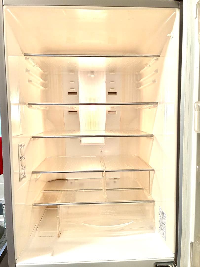 日立冷凍冷蔵庫R-S36RV 冷蔵庫　ファミリー向け　大容量　シルバー 冷蔵庫