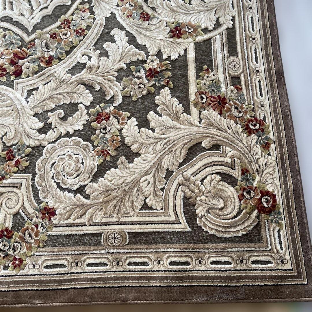 ペルシャ風ベルギー絨毯ジェノバ新品未使用