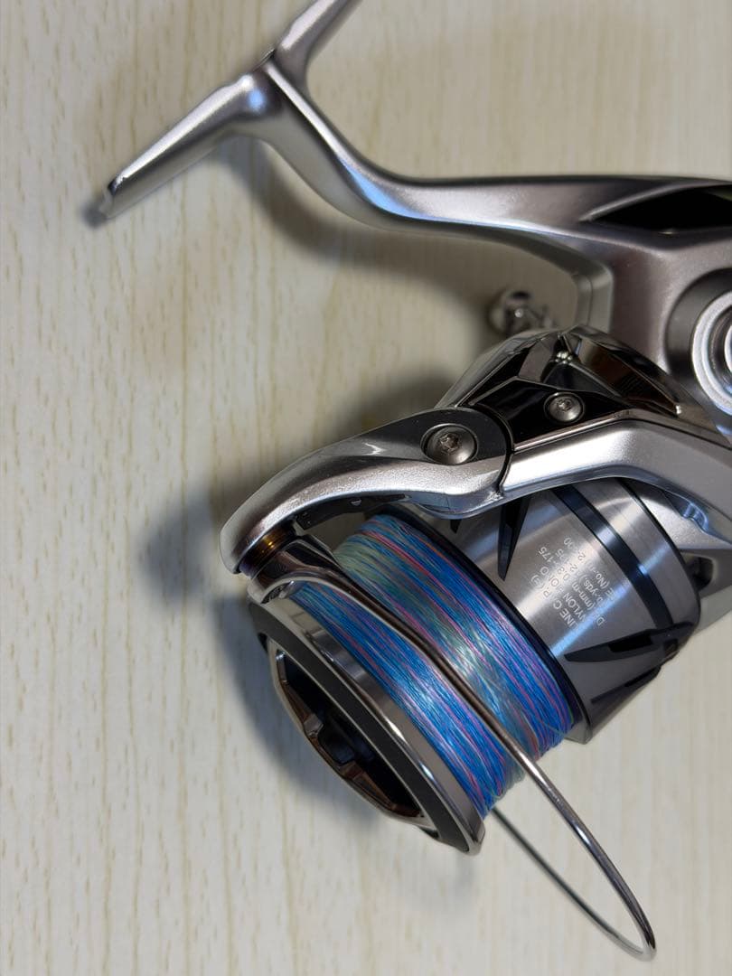 明日まで値引中）SHIMANO 23ストラディックC5000XG フルベアリング