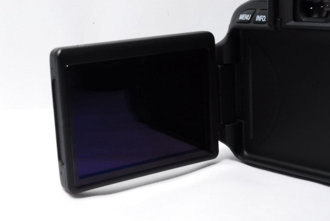 ❣️付属品多数❣️Canon Kiss X5 デジタル一眼レフカメラ