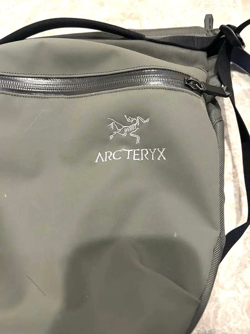 ARC’TERYX × BEAMS 別注 ショルダー　ARRO 8