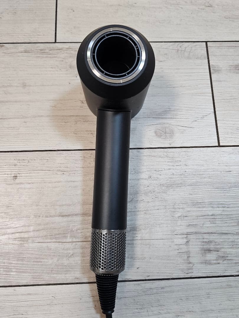 年始限定価格　保証付　ダイソン　メンテナンス済み　dyson hd08　ブラック