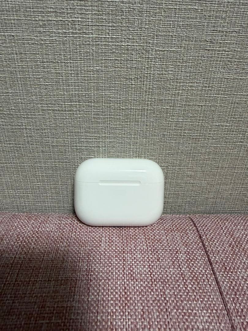 K*i様 AirPods Pro 3 (ホワイト) 本体