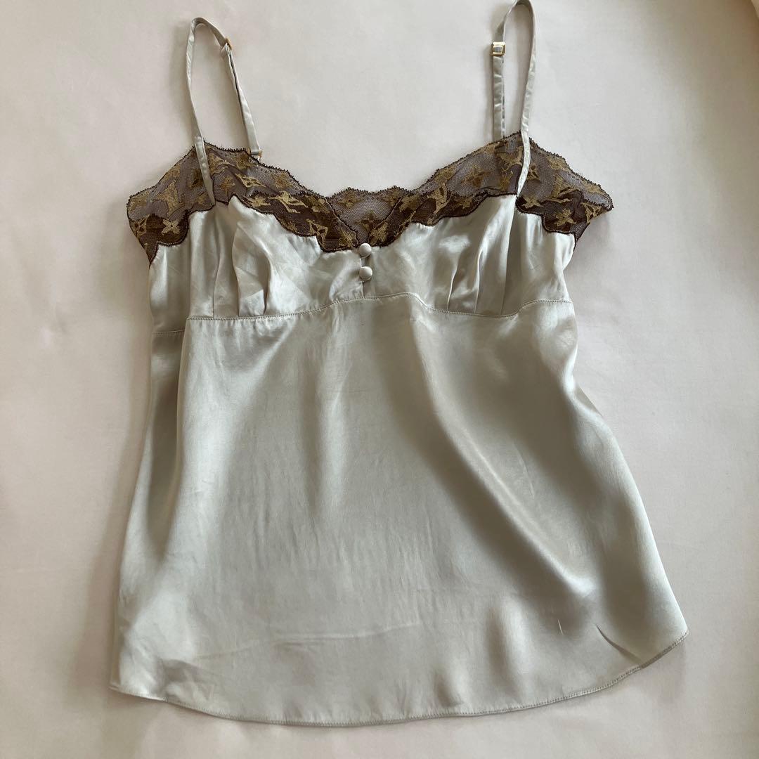ルイヴィトン　シルク素材キャミソール レース付き