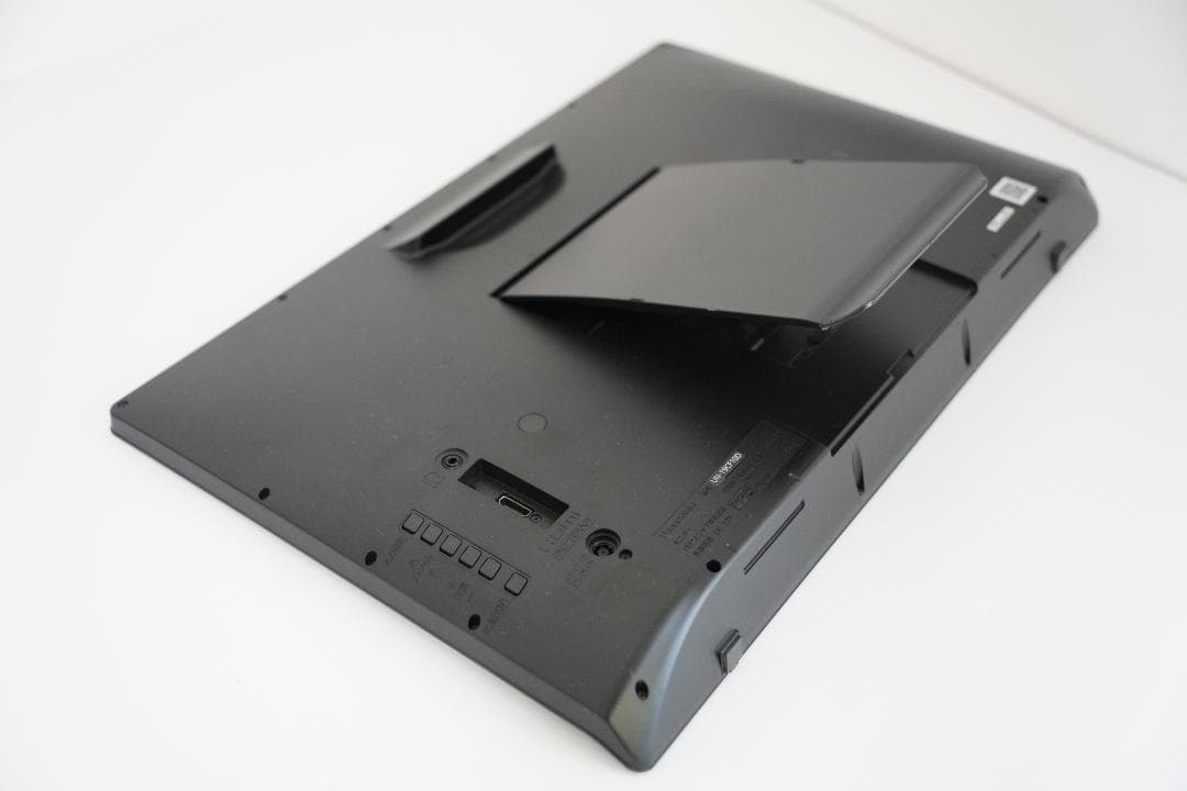 パナソニック　UN-19CF10D　UN-E10Sポータブルテレビ