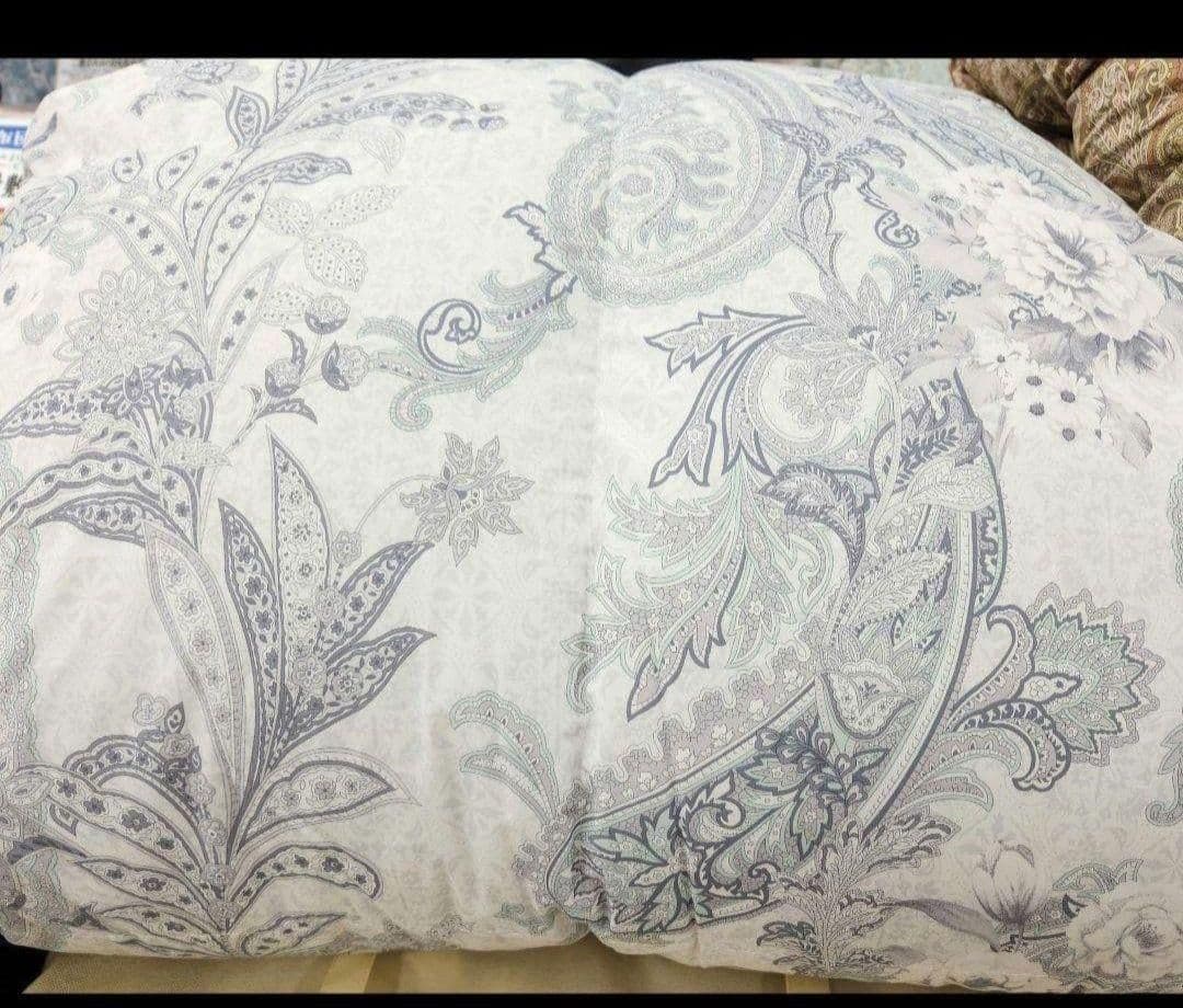 西川のお買い得羽毛布団　シングル