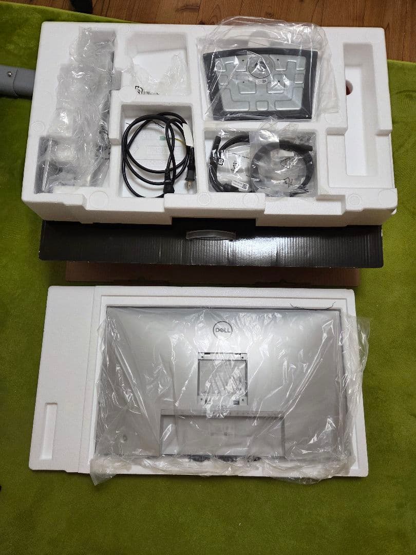 H*i様 Dell U2723QX 27インチ 4K モニター