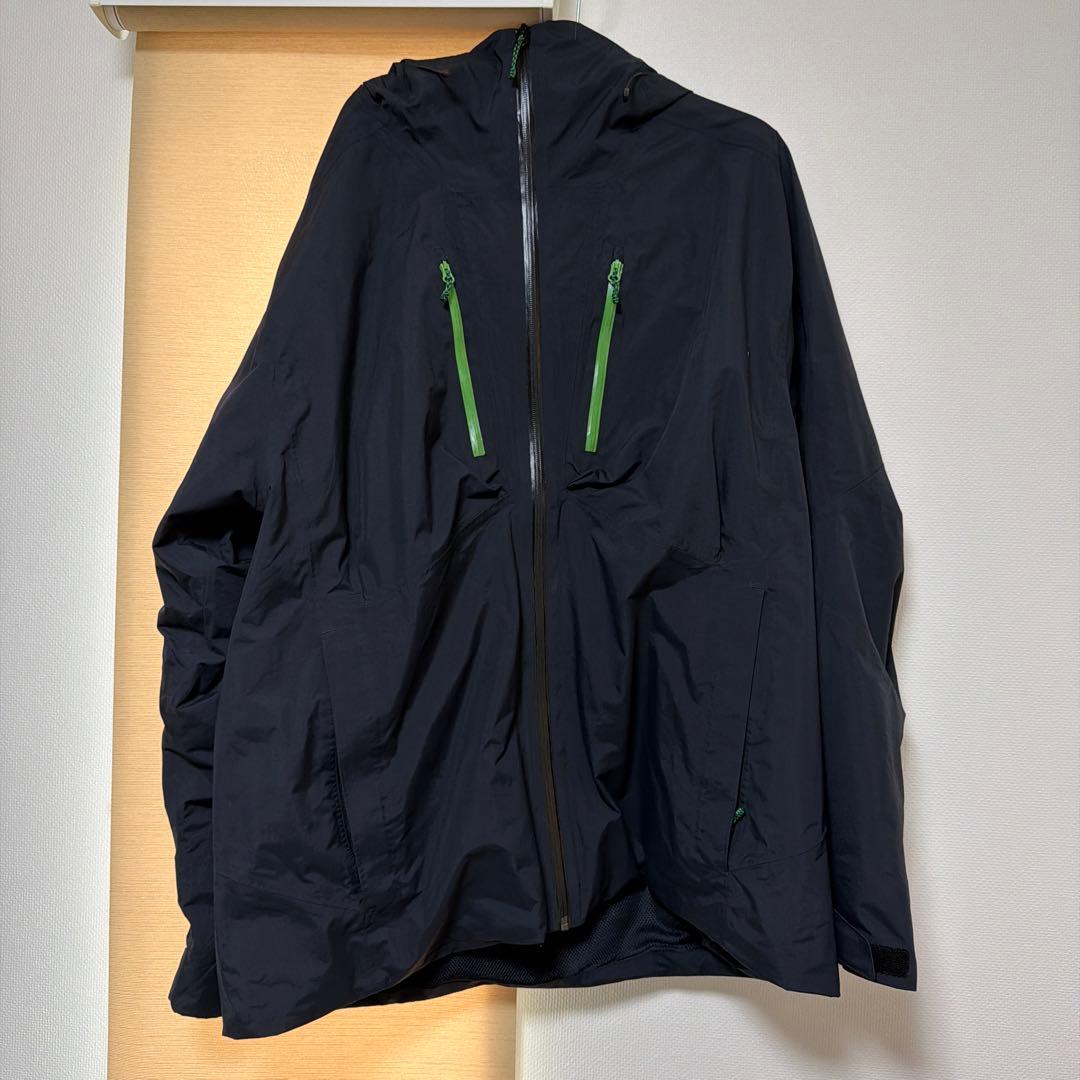 【直営店限定】アンダーアーマー アーバンアウトドア シェル ジャケット