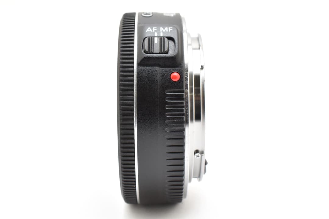 ほぼ未使用 Canon キャノン EF 40mm F2.8 STM #8900