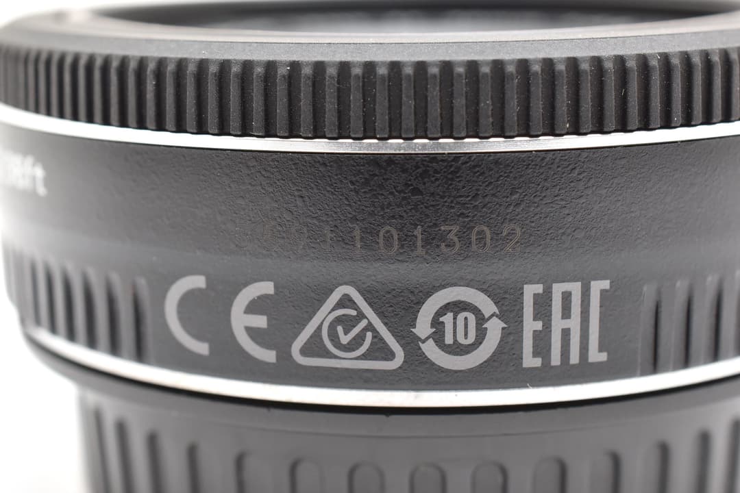 ほぼ未使用 Canon キャノン EF 40mm F2.8 STM #8900