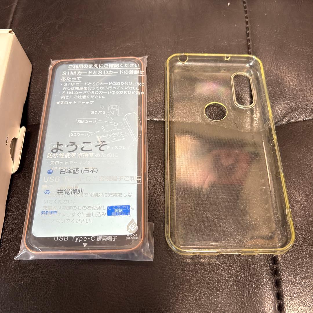 美品　arrows We FCG01 64GB アローズ