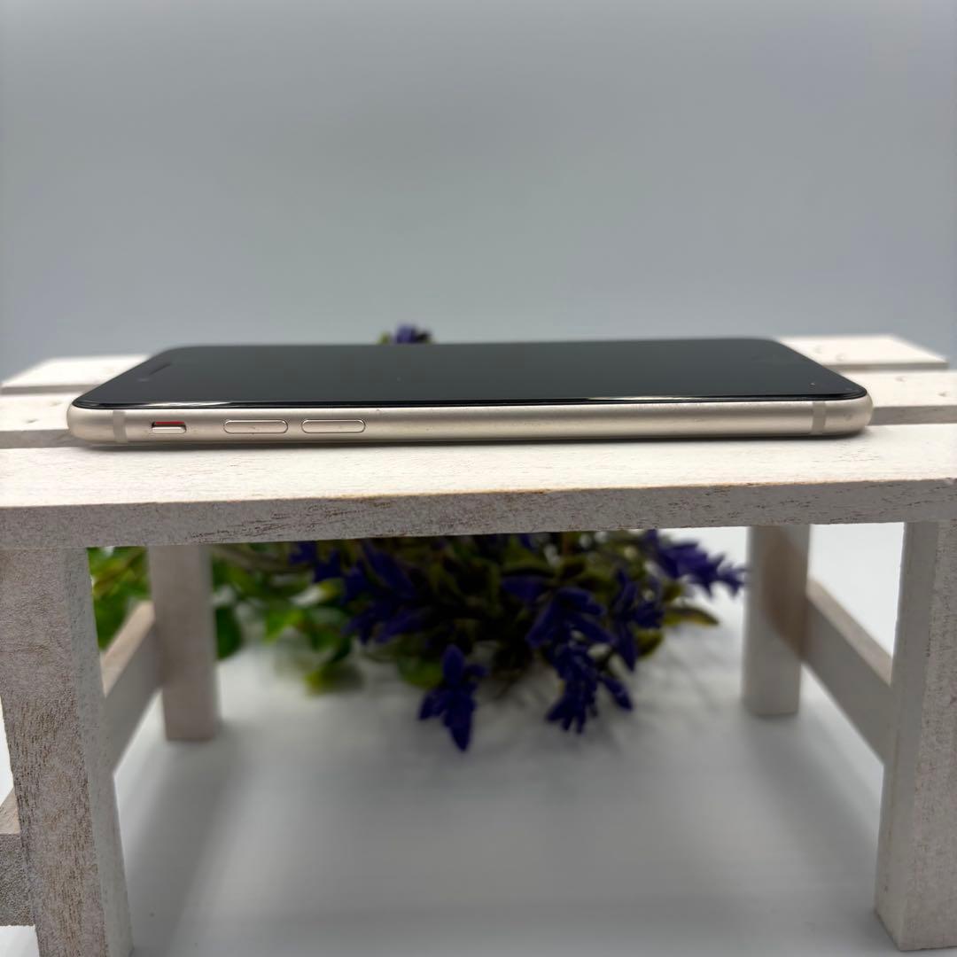 【美品】iPhone SE第3世代 64GB スターライト 6