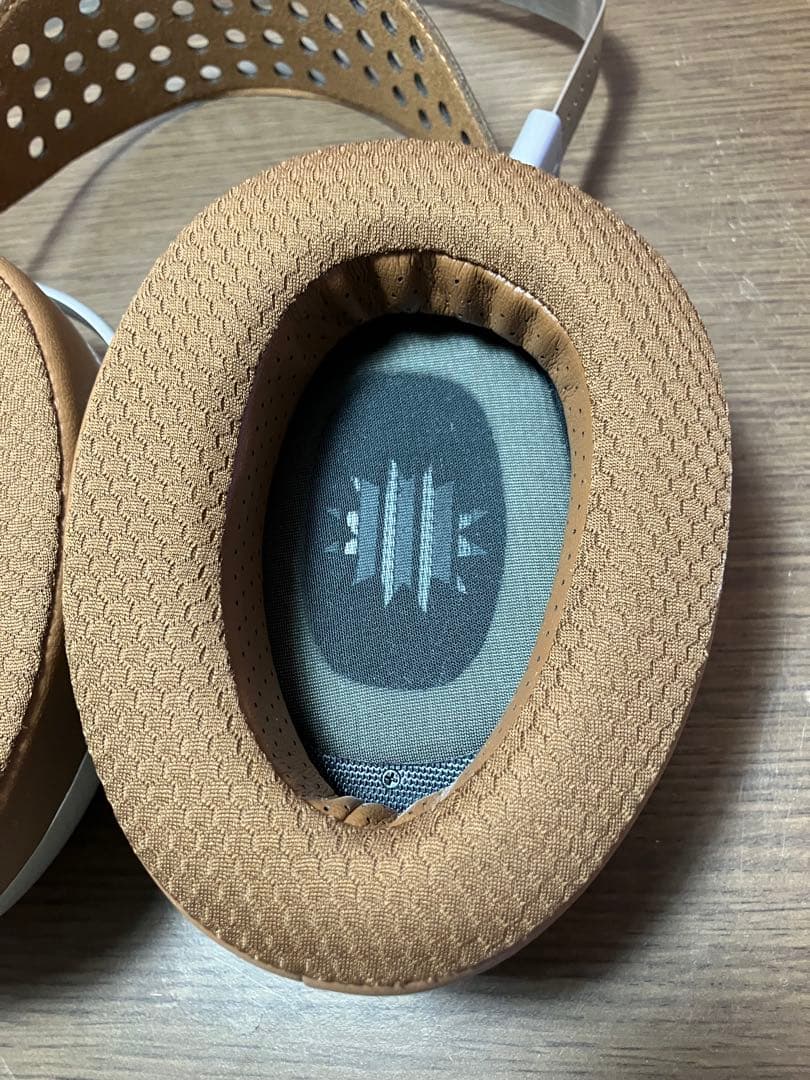 Hifiman Audivina ヘッドホン 密閉型 平面駆動