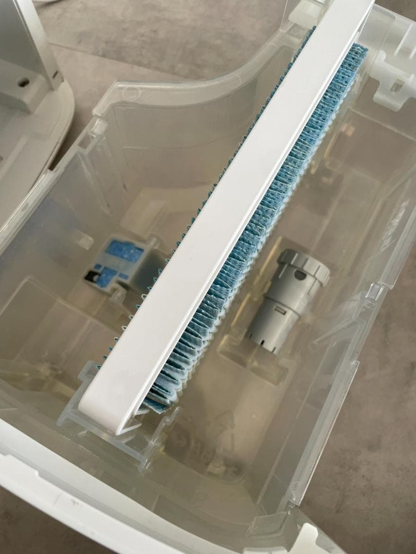 シャープSHARP除湿加湿空気清浄機 KI-PD50-Wプラズマクラスター