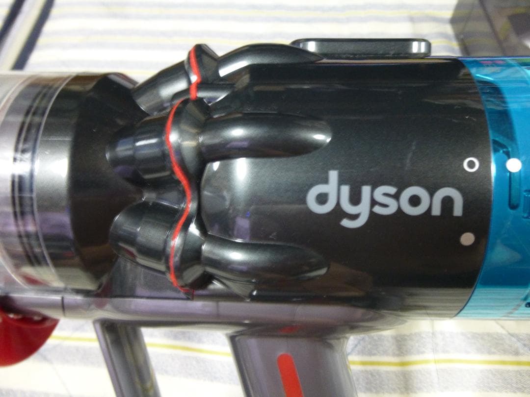 11/15まで激安販売　ダイソン micro 1.5kg SV21　 美品