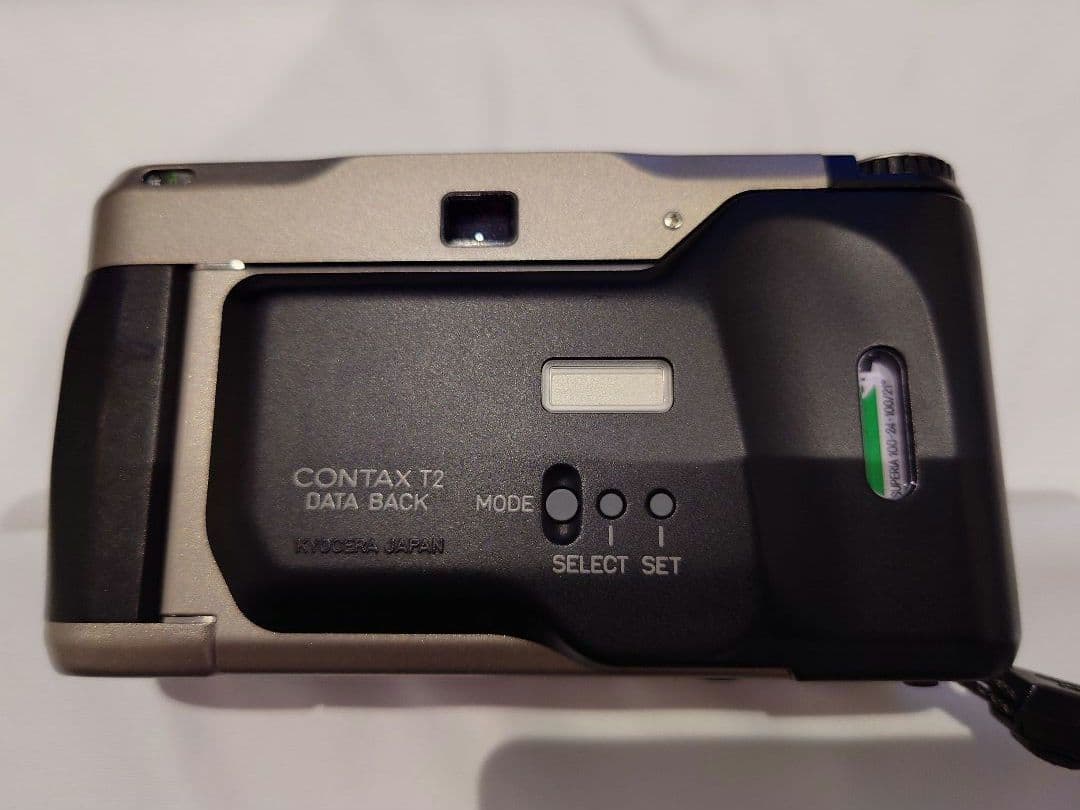CONTAX T2 チタンシルバー　データバック付