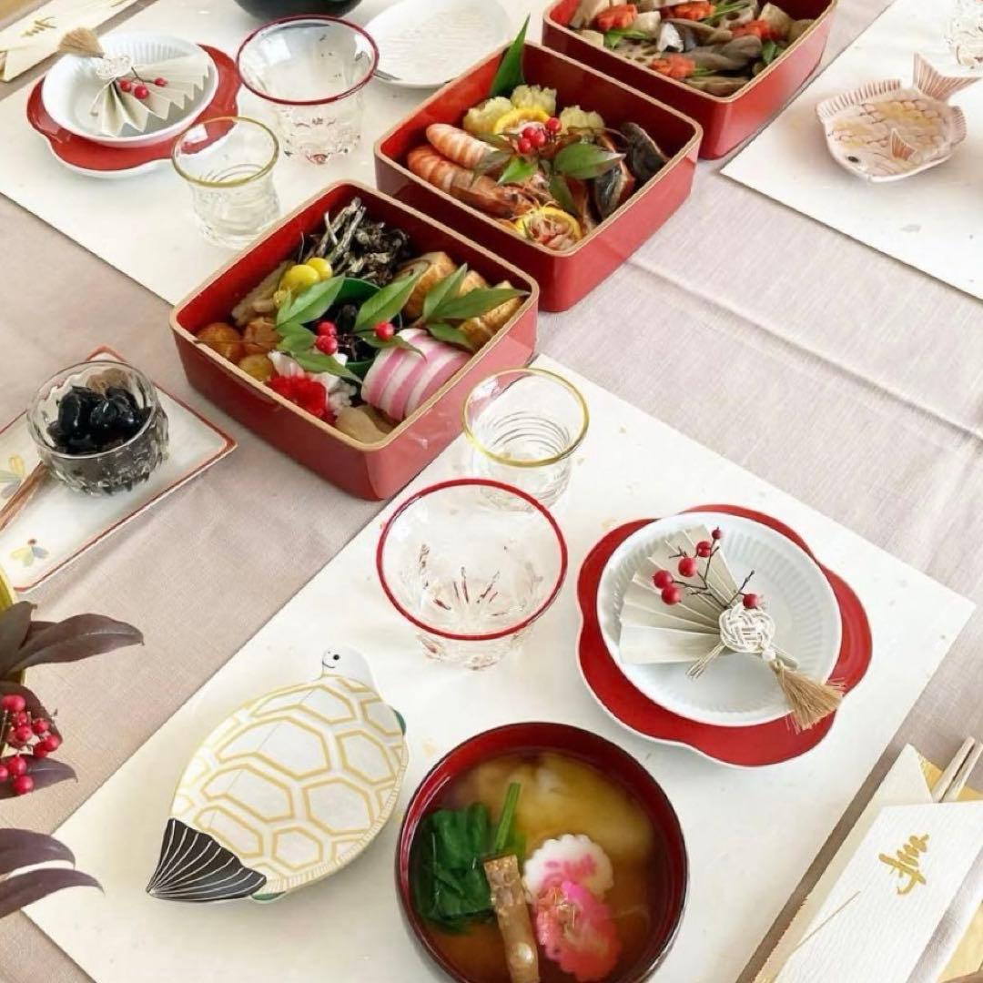 【新品】【大人気】有田焼　幸楽窯　鶴亀銘々皿セット　縁起物