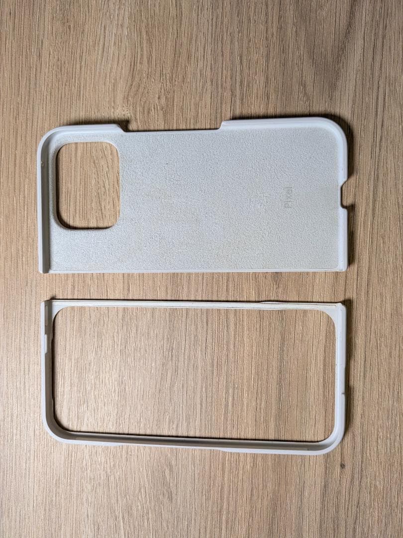 Google Pixel ９Fold 本体＋ケース インナースクリンひび割れあり