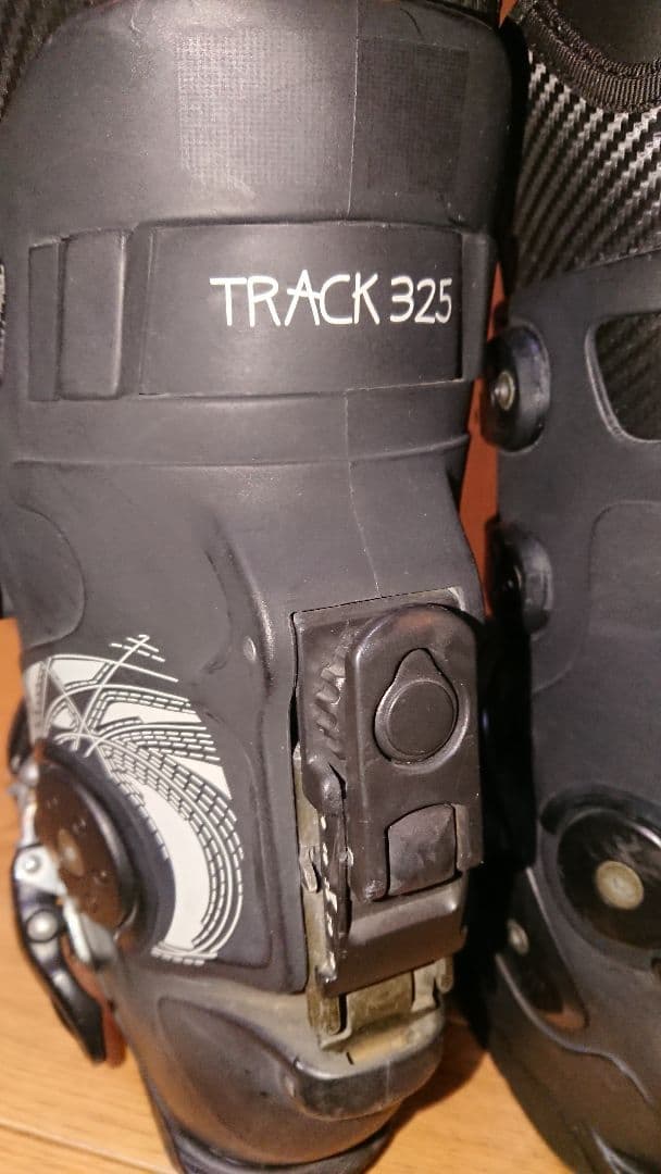 DEELUXE 23〜24㎝ TRACK 325 ハードブーツ アルペンボード