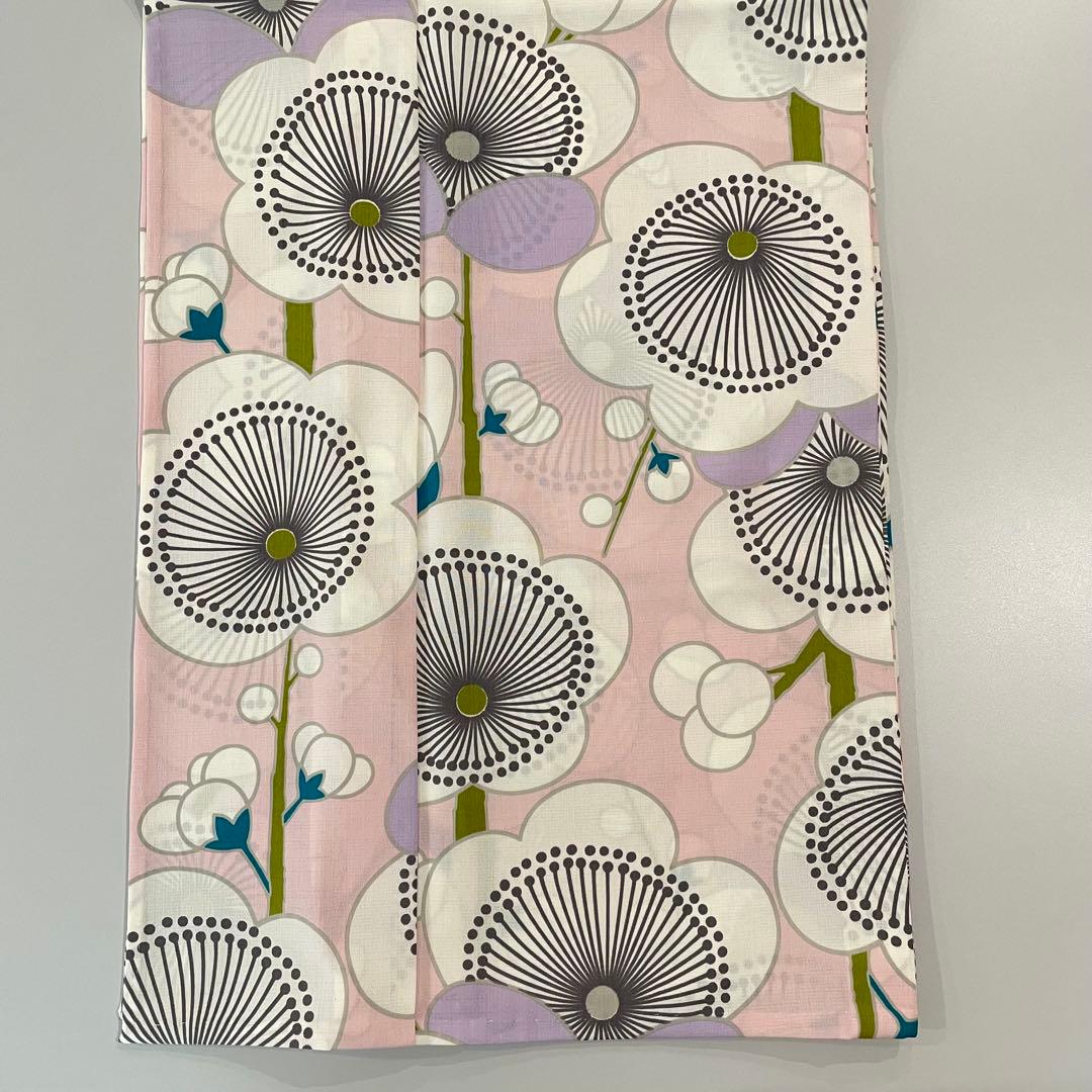 和風館　浴衣　ポリエステル100% 薄ピンク　梅