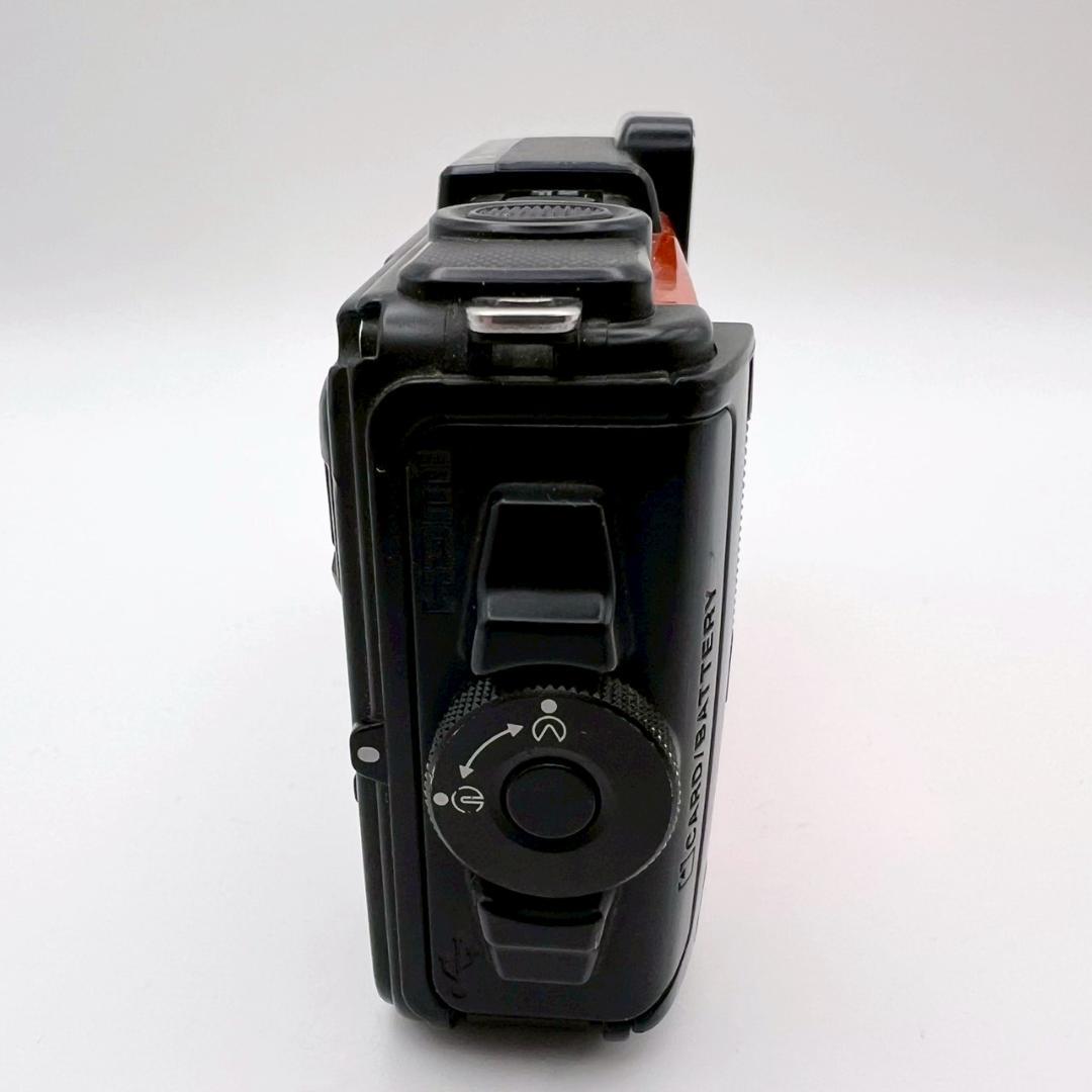 【完動品】Nikon COOLPIX AW130 コンデジ オレンジ 動作確認済