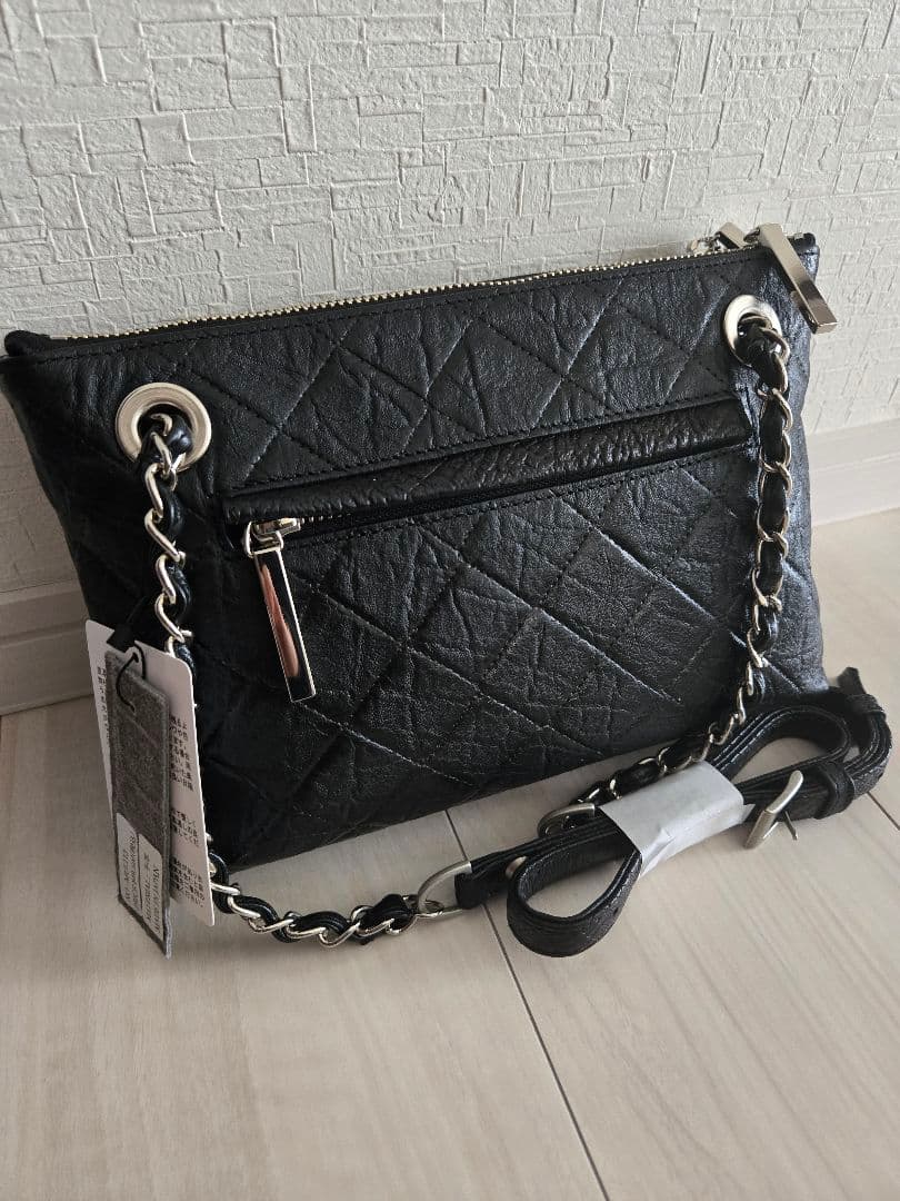 M.U.L. レイヤーチェーンショルダー型押し 　新品未使用　タグ付き！