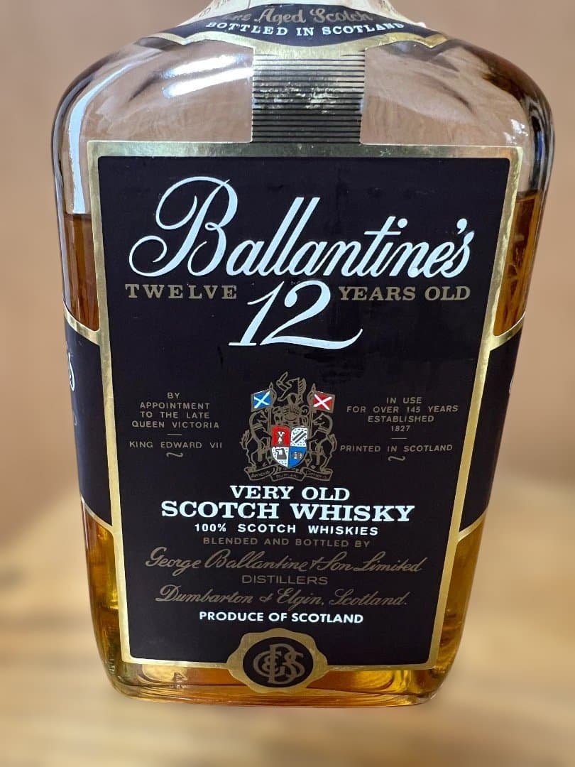 Ballantine's バランタイン12年 VERY OLD 赤青旗 紋章