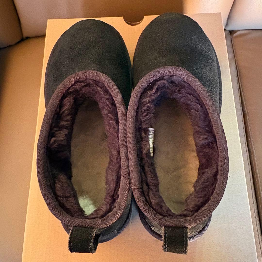 UGG アグCLASSIC ULTRA MINI PLATFORM 23cm